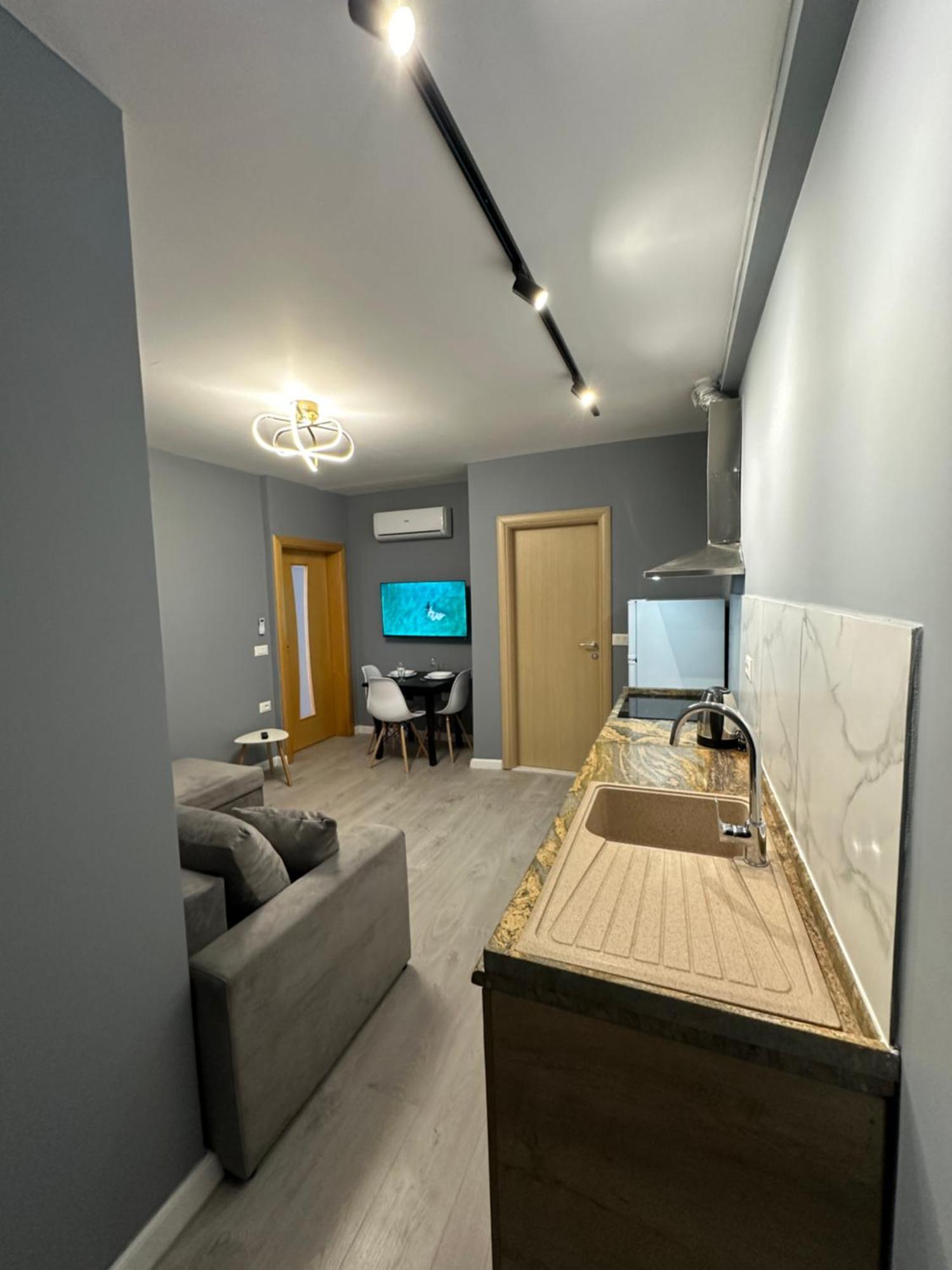 Xhimi'S Seaside Apartments ドゥラス エクステリア 写真